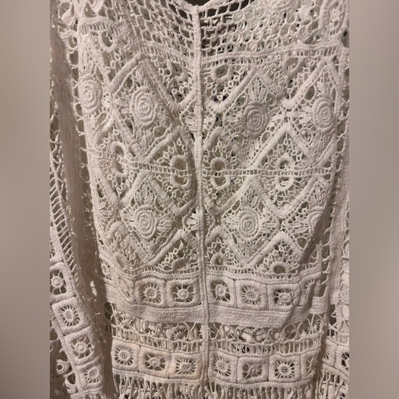 NWOT Ariat Crocheted Poncho/Swim Cover with Fringe Detail - Picture 4 of 10